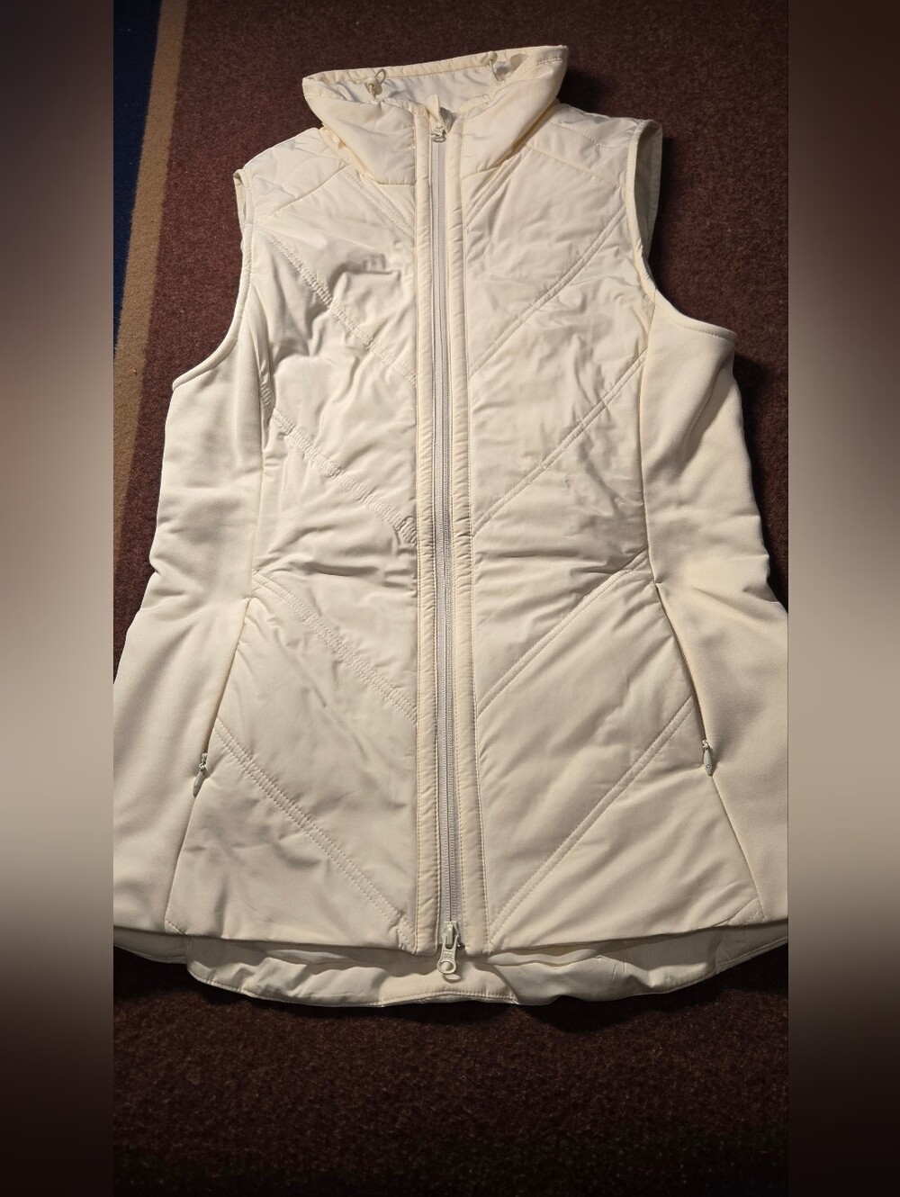 T By Talbots Women’s Ivory Quilted Sleeveless Puffer Vest Size Small